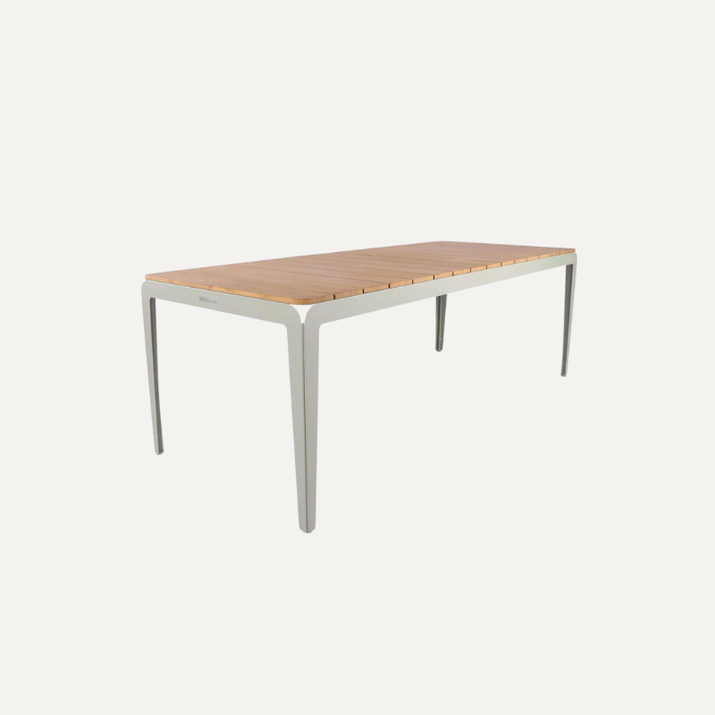 Bended tafel met bamboe blad van Weltevree