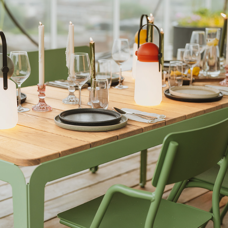 Bended tafel met bamboe blad van Weltevree