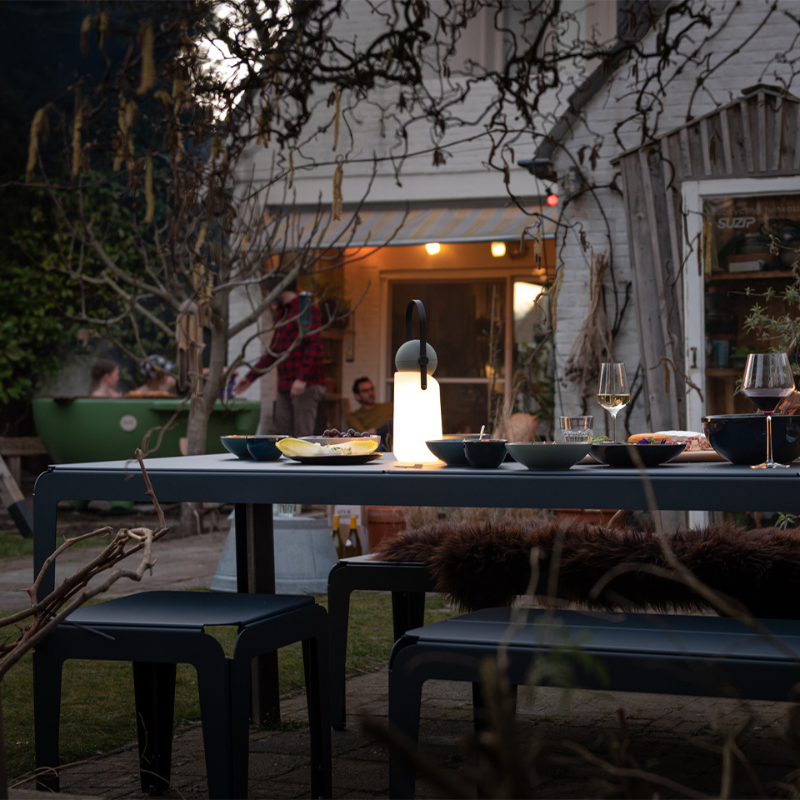 Bended bankje van Weltevree