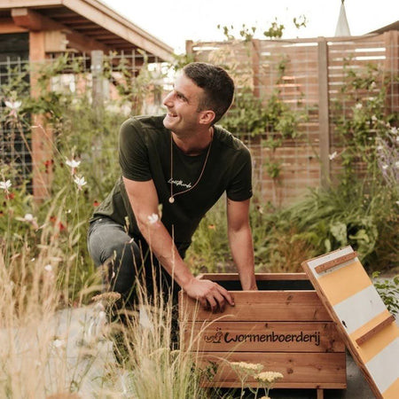 Verwerk je groenafval tot compost met Emiel de Kruijff van de Wormenboerderij