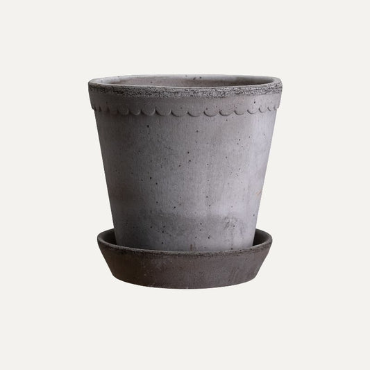 Helena terracotta pot / Grey