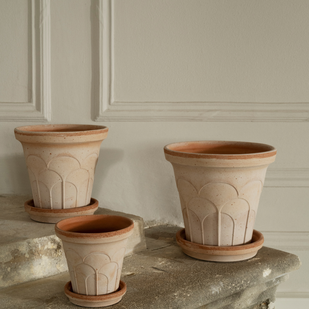 Fleur terracotta pot / Rosa
