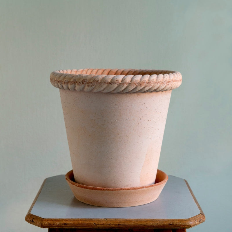 Emilia terracotta pot