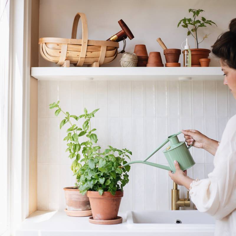 Haws Rowley Ripple watering can 1L (sage green)